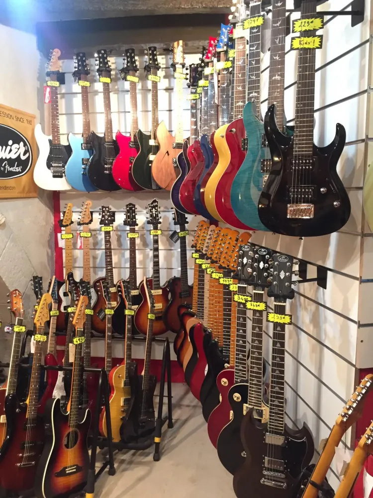 vente instrument musique à Melun